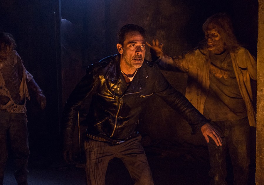the-walking-dead-episode-812-negan-morgan-935