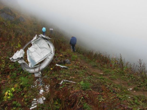 remnants of a flight, way to Kanchni khal