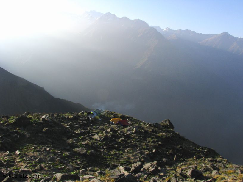 camping below Kanchni pass.