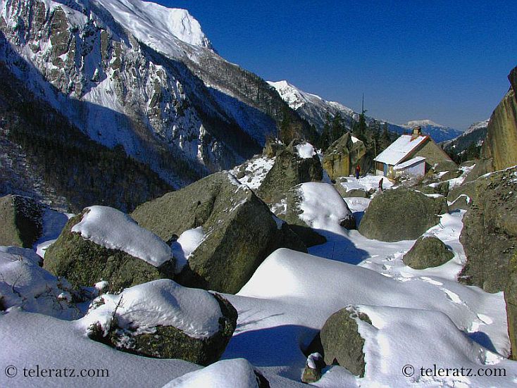Har Ki Dun trekkers hut